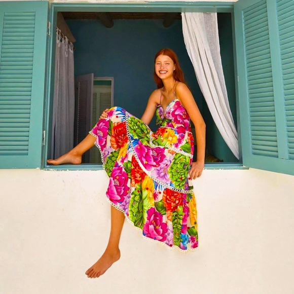 FARM Rio Dresses & Skirts - Farm Rio Rainbow Chita Floral-Print Midi Dress Size M